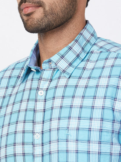 Parx Men Blue Slim Fit Checks Full Sleeve Cutaway Collar Shirt