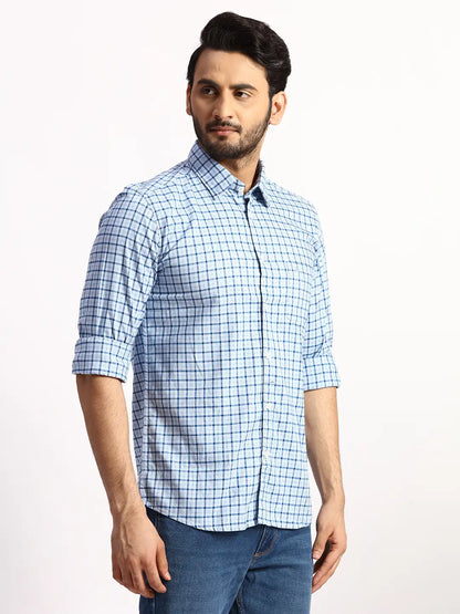 Men Blue Slim Fit Checks  Cotton Full Sleeve Cutaway Collar Shirts