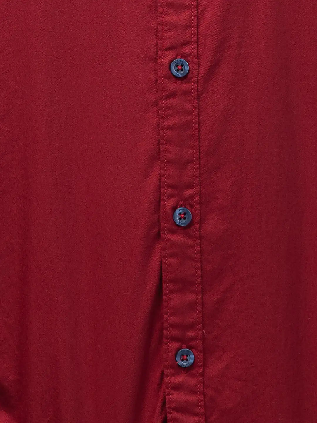 Men Red Slim Fit Solid  Cotton Full Sleeve Cutaway Collar Shirts