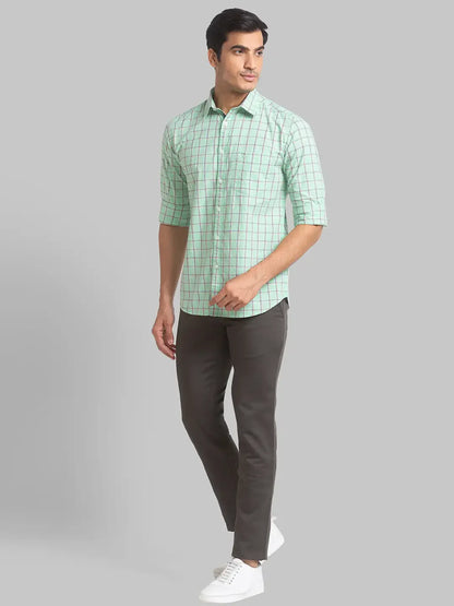 Men Green Slim Fit Checks  Cotton Full Sleeve Cutaway Collar Shirts
