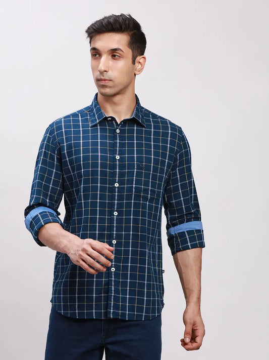 Parx Men Blue Checks Slim Fit Cotton Full Sleeve Cut Away Collar Shirt