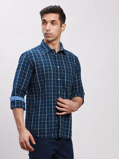 Parx Men Blue Checks Slim Fit Cotton Full Sleeve Cut Away Collar Shirt