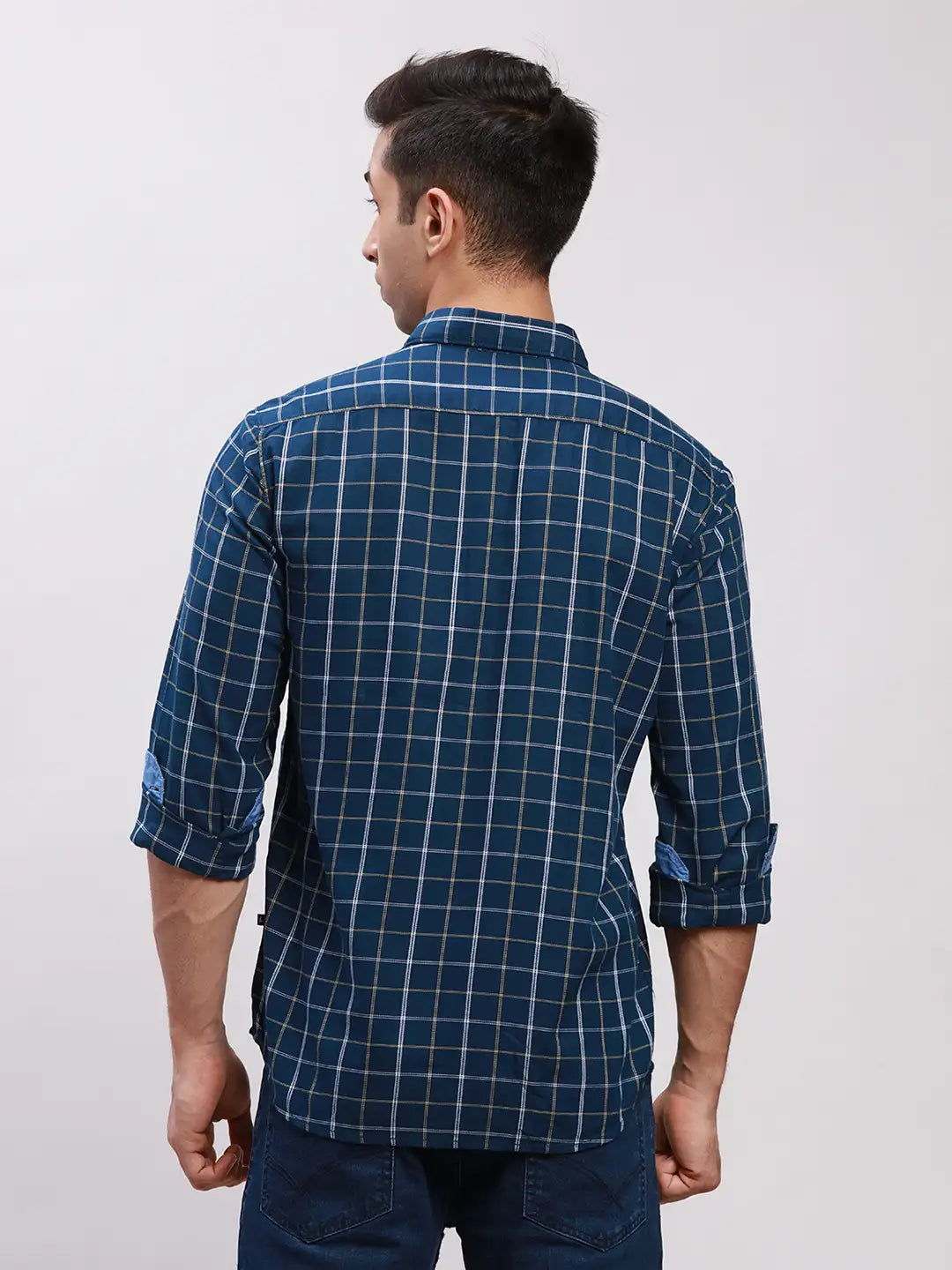 Parx Men Blue Checks Slim Fit Cotton Full Sleeve Cut Away Collar Shirt