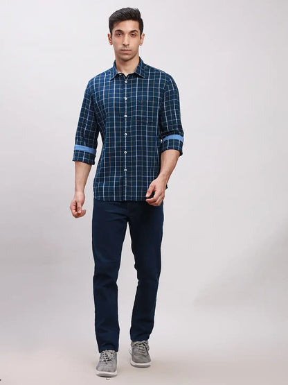 Parx Men Blue Checks Slim Fit Cotton Full Sleeve Cut Away Collar Shirt