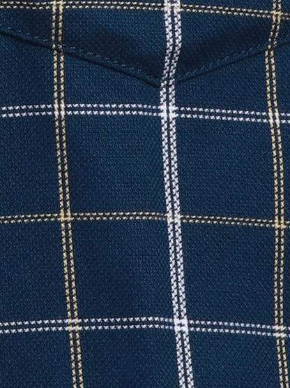 Parx Men Blue Checks Slim Fit Cotton Full Sleeve Cut Away Collar Shirt