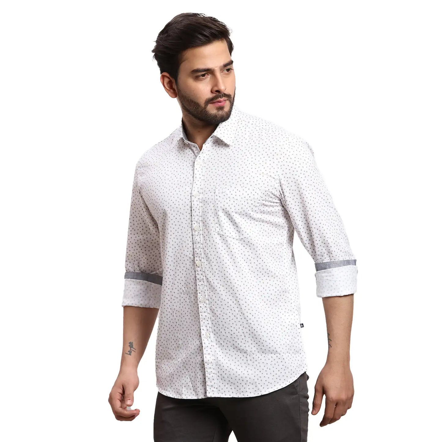 Men White Slim Fit Print Cotton Full Sleeves Cutaway Collar Shirts