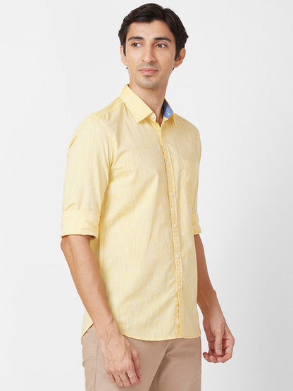 Parx Men Yellow Solid Slim Fit Cotton Casual Shirts