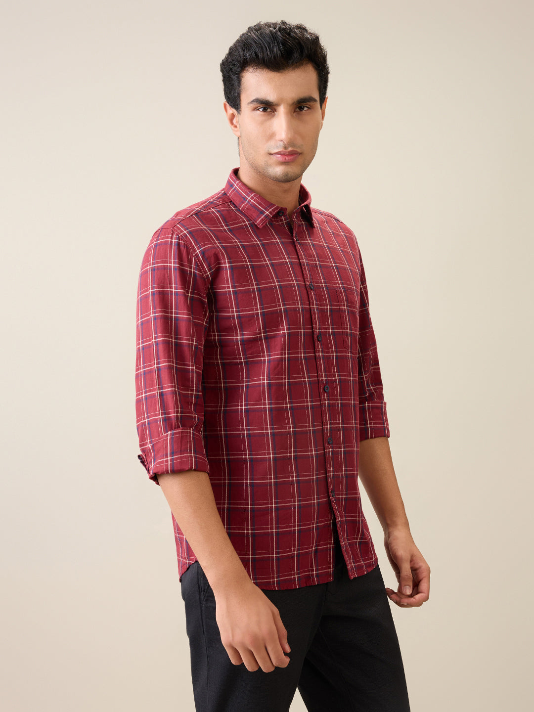 Parx Men Red Checks Slim Fit Cotton Casual Shirt
