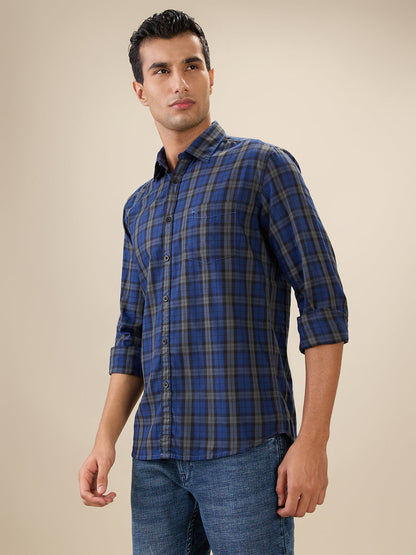 Parx Men Blue Checks Slim Fit Cotton Full Sleeve Cut Away Collar Casual Shirt