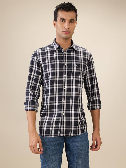 Parx Men Blue Checks Slim Fit Cotton Full Sleeve Cut Away Collar Casual Shirt