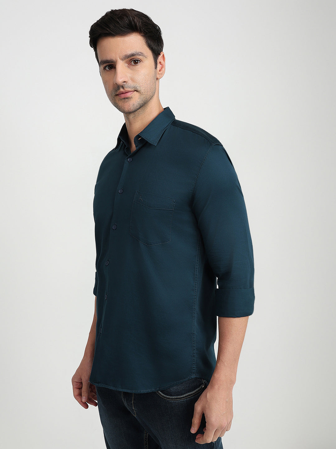 Parx Men Blue Solid Slim Fit Cotton Blend Full Sleeve Casual Shirt