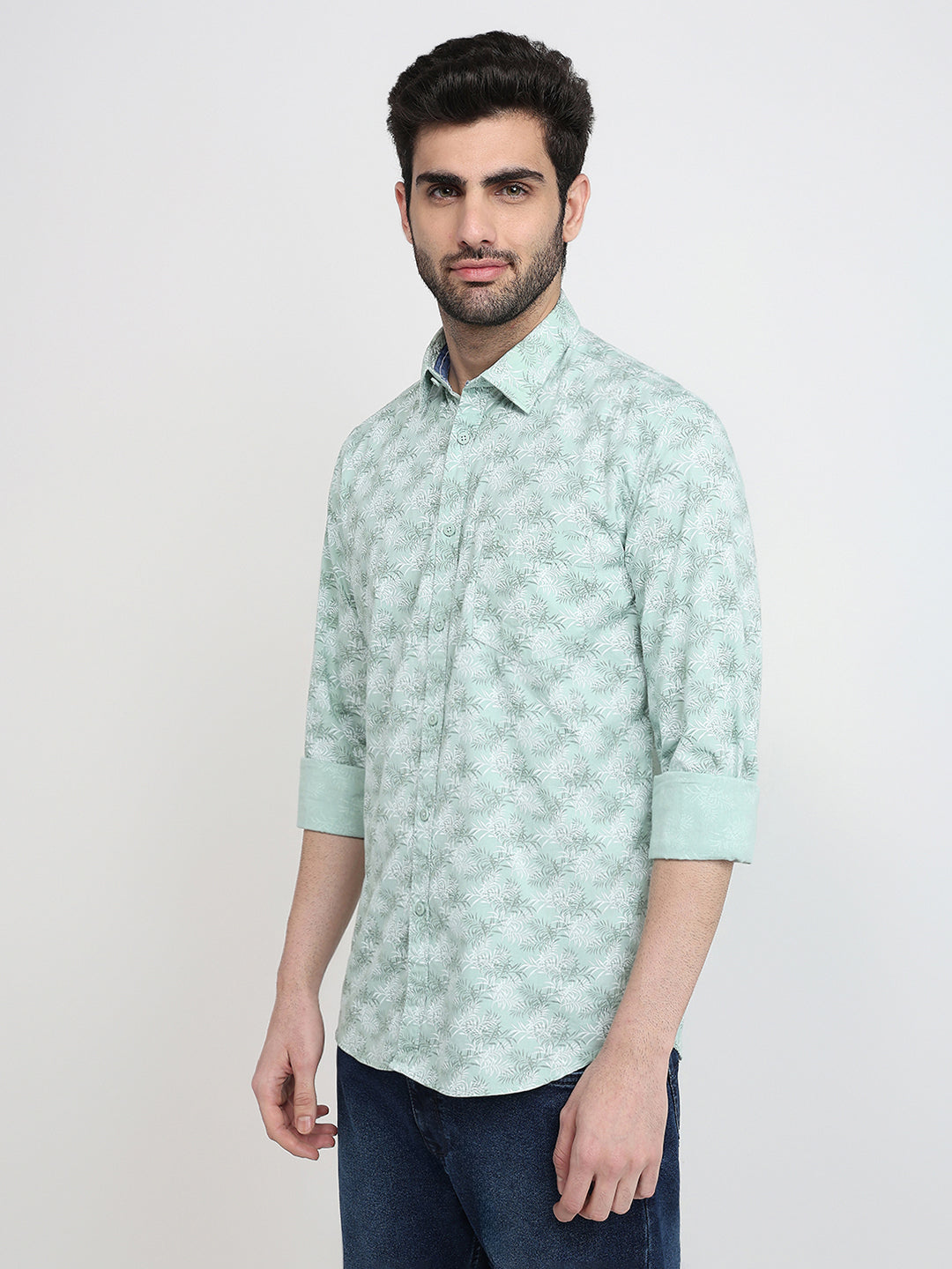 Parx Men Green Printed Slim Fit Cotton Blend Full Sleeve Cut Away Collar Casual Shirt