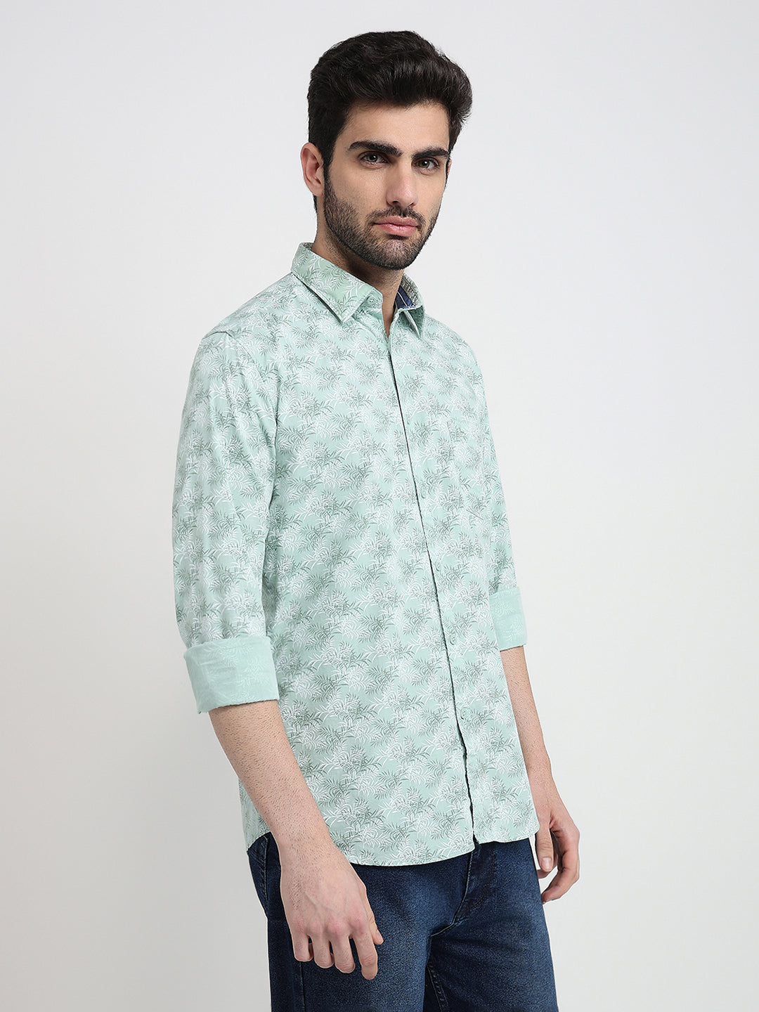 Parx Men Green Printed Slim Fit Cotton Blend Full Sleeve Cut Away Collar Casual Shirt