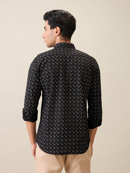 Parx Men Black Printed Slim Fit Cotton Casual Shirt