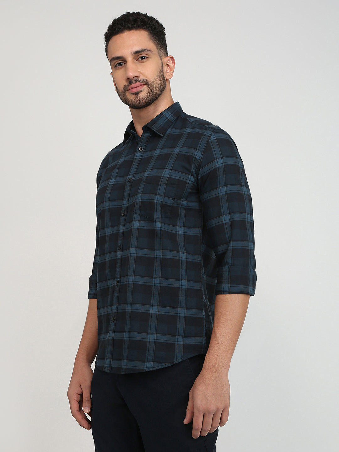 Parx Men Blue Checks Slim Fit Cotton Casual Shirt
