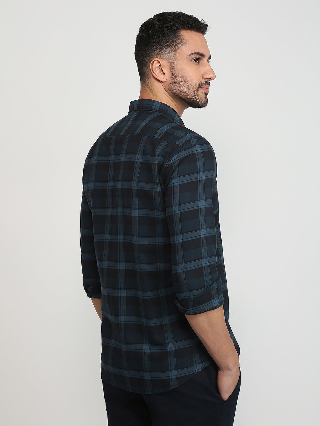 Parx Men Blue Checks Slim Fit Cotton Casual Shirt