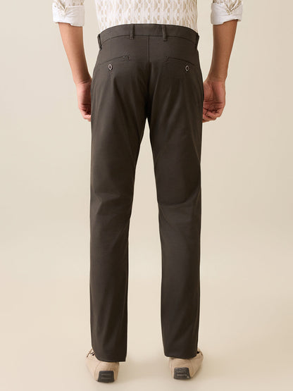 Parx Men Green Solid Low Rise Tapered Fit Cotton Blend Trouser