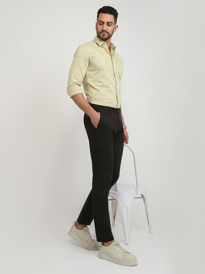 Parx Men Brown Solid Low Rise Tapered Fit Cotton Blend Trouser