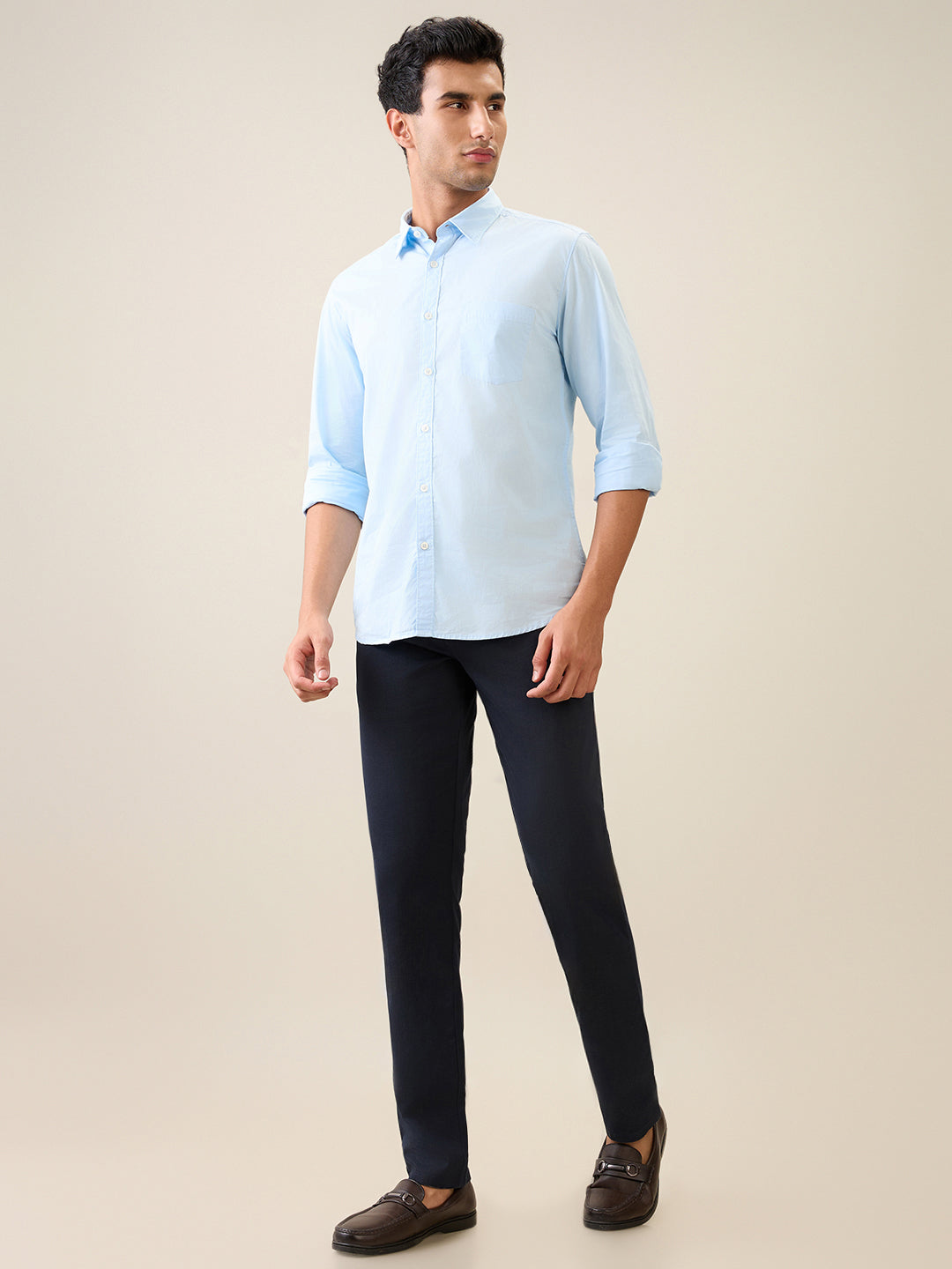 Parx Men Blue Satin Low Rise Tapered Fit Cotton Blend Trouser