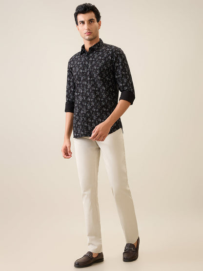 Parx Men Grey Twill Low Rise Tapered Fit Cotton Blend Trouser