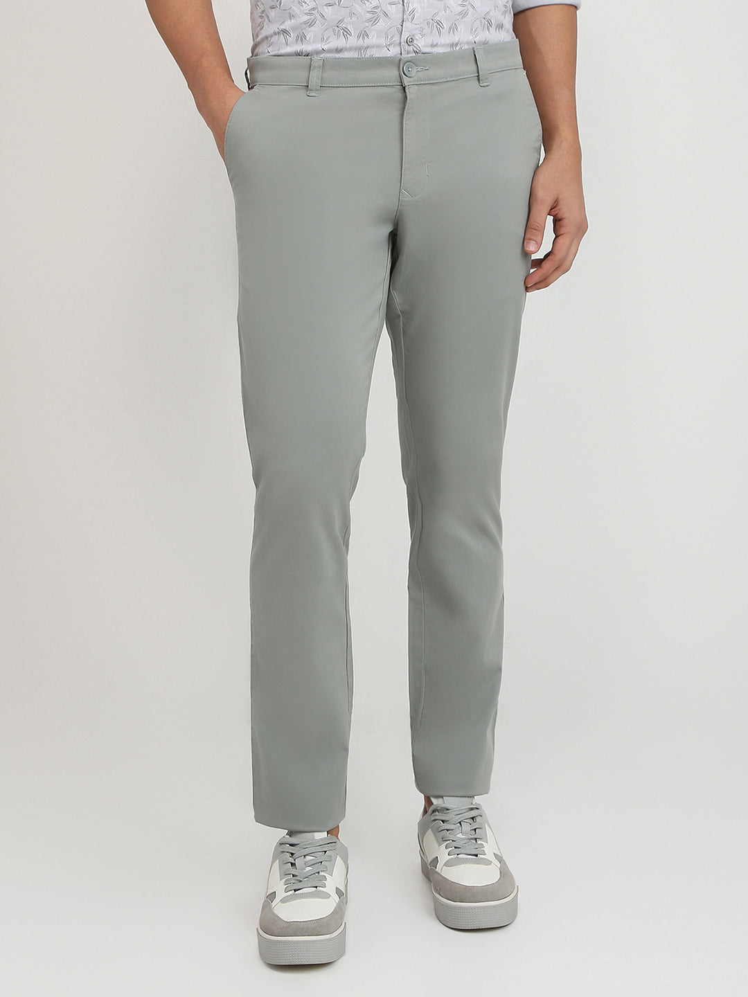 Parx Men Grey Twill Low Rise Tapered Fit Cotton Blend Trouser