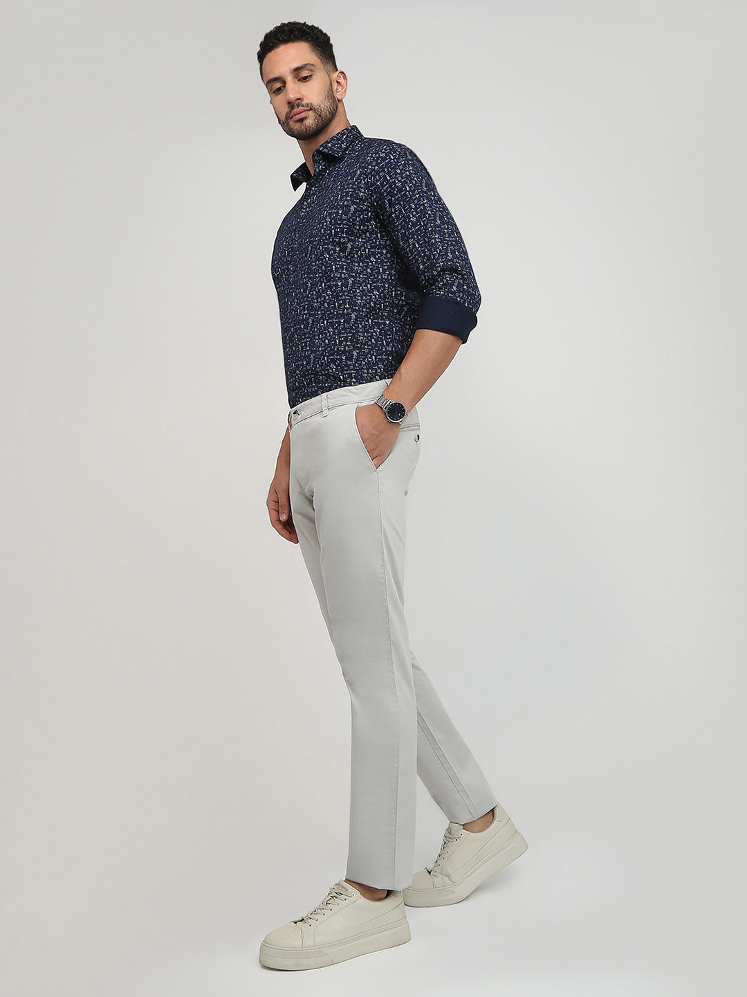 Parx Men Grey Solid-Dobby Low Rise Tapered Fit Cotton Blend Trouser