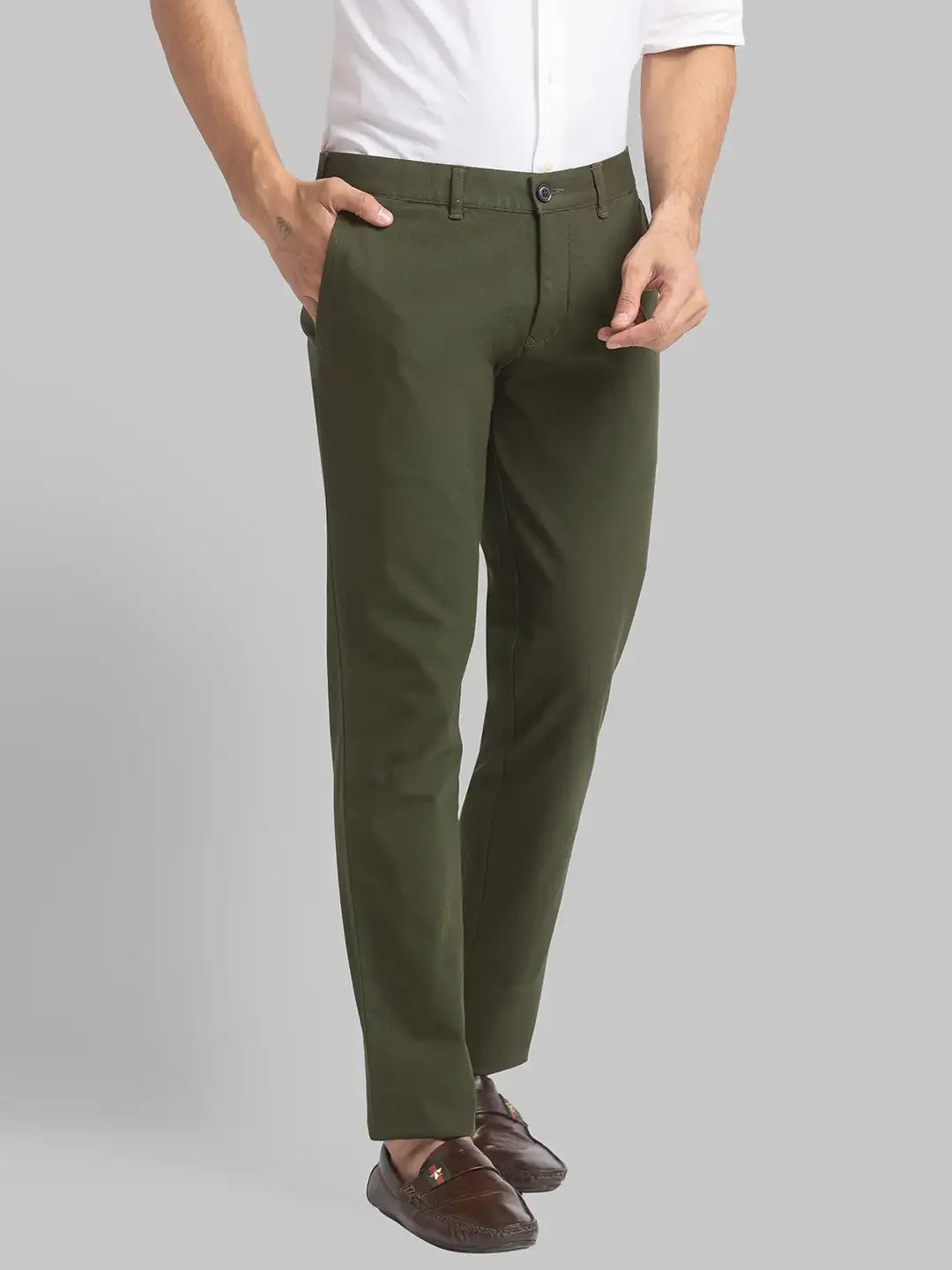 Men Green Super Slim Fit Piece Dyed Cotton Blend Trouser