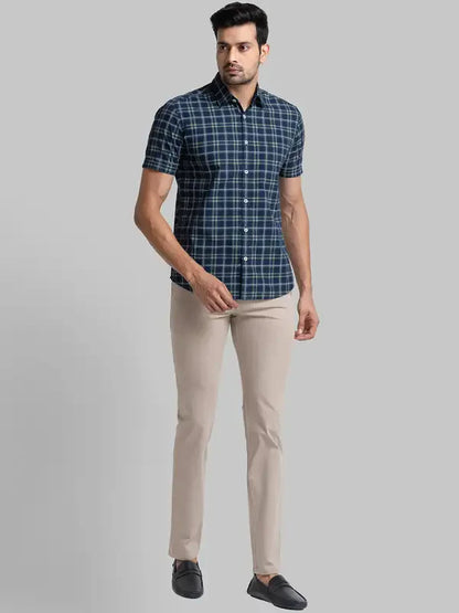 Men Khaki Super Slim Fit Solid Cotton Blend Trouser