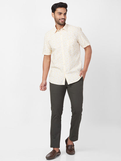 Parx Green Solid Slim Tapered Fit Cotton Blend Trouser