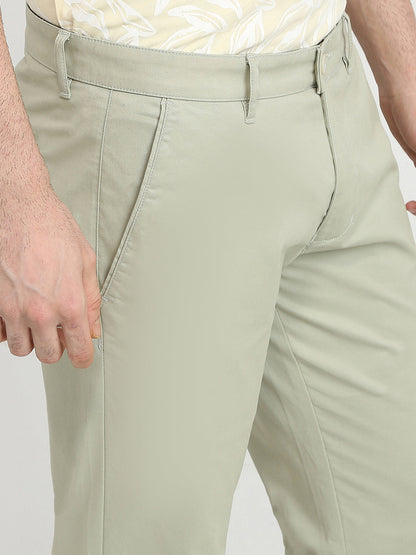 Parx Men Green Solid Slim Tapered Fit Cotton Blend Trouser