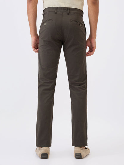 Parx Men Green Solid Slim Tapered Fit Cotton Blend Trouser