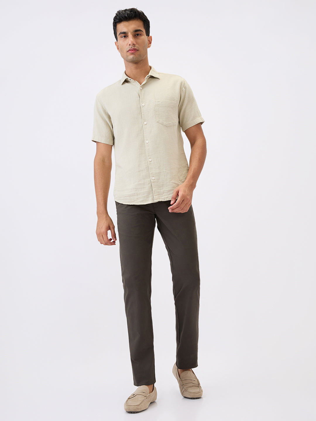 Parx Men Green Solid Slim Tapered Fit Cotton Blend Trouser