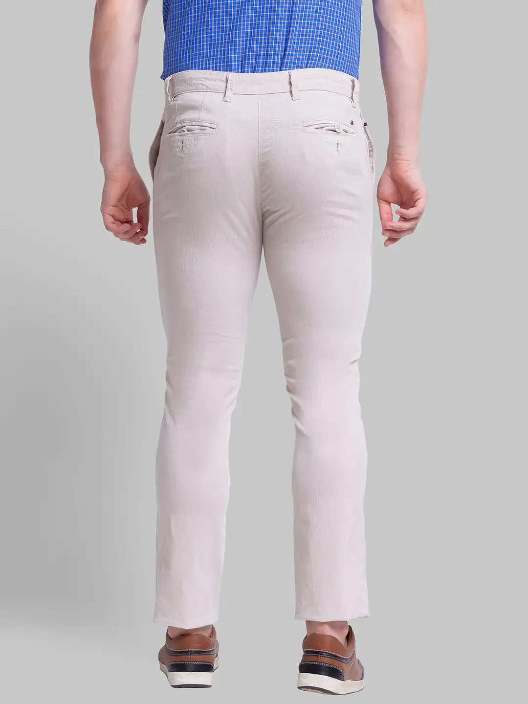 Men Fawn Lrt Fit Solid Cotton Blend Trouser