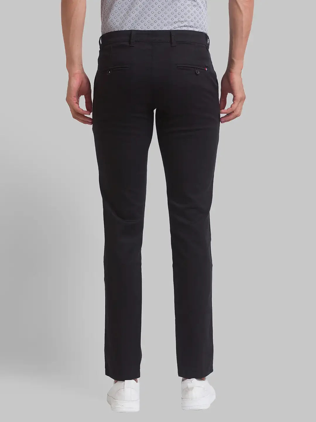 Men Black Lrt Fit Solid Cotton Blend Trouser