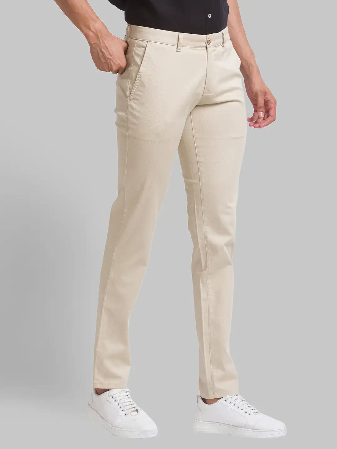 Men Khaki Low Rise Tapered Fit Print Cotton Blend Trouser