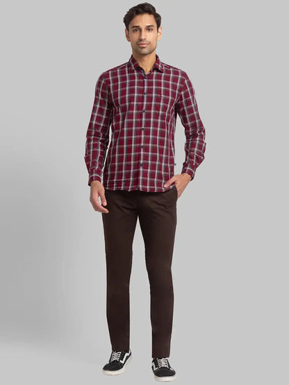 Men Brown Lrt Fit Solid Cotton Blend Trouser