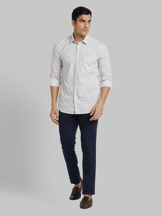 Parx Blue Solid Low Rise Tapered Fit Cotton Blend Trouser