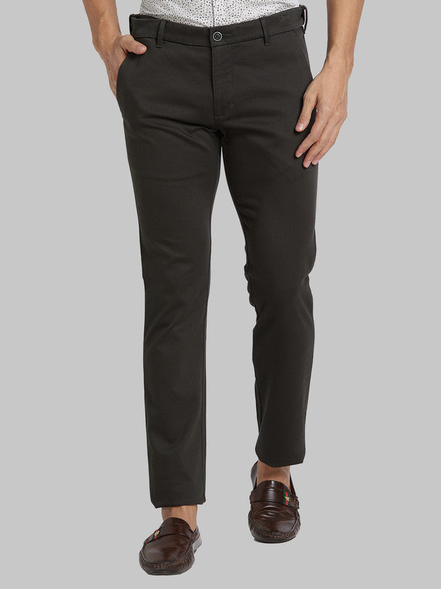 Parx Green Solid Low Rise Tapered Fit Cotton Blend Trouser