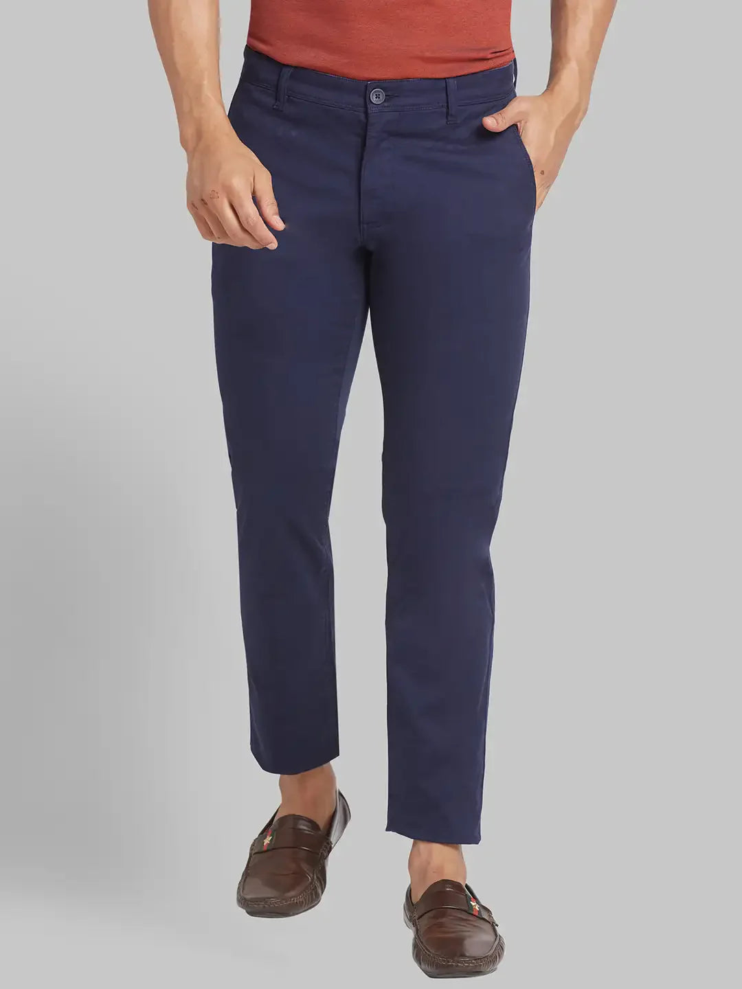 Parx Men Blue Low Rise Tapered Fit Solid Cotton Blend Trouser