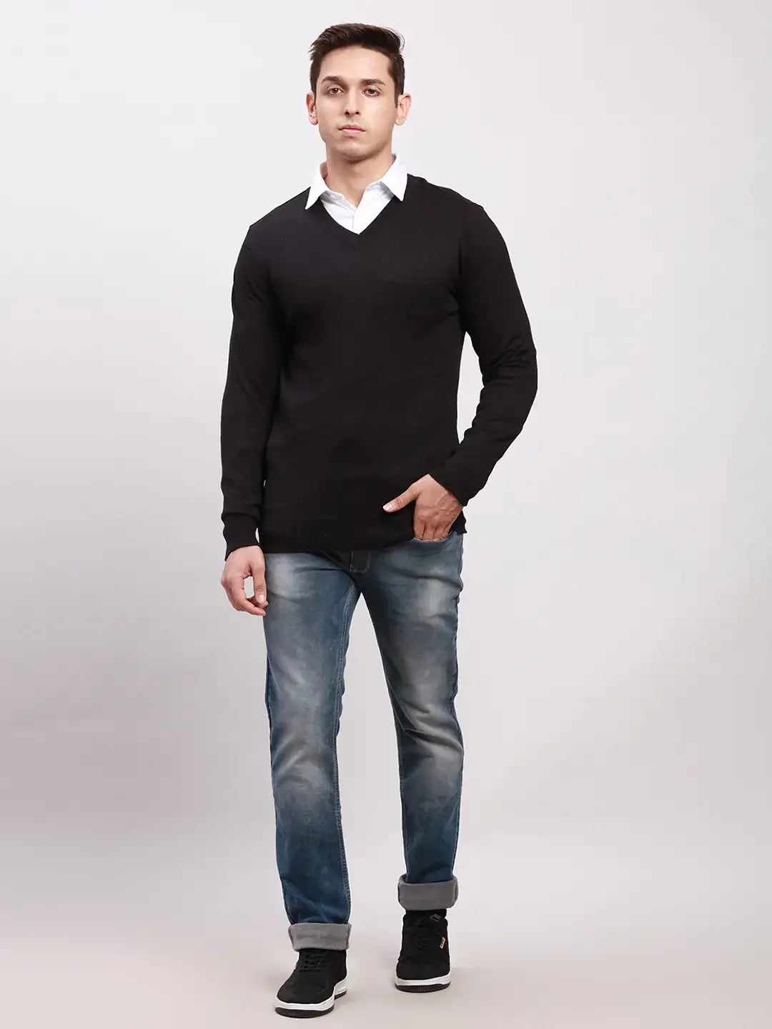 Parx Men Black Solid Wool Blend Full Sleeve V Neck Sweater