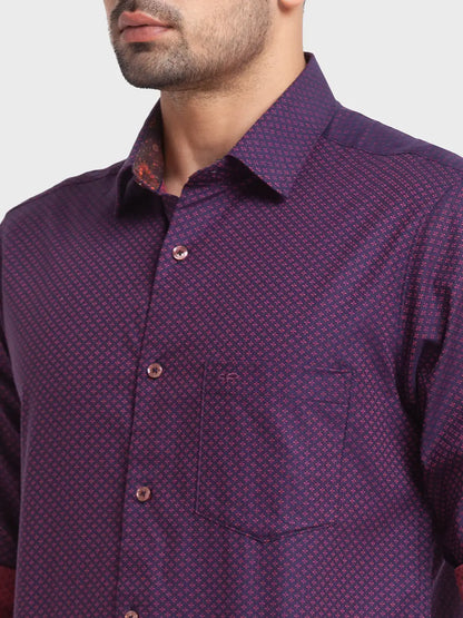 Men Red Tailored Fit Solid Cotton Full Sleeve Shirts