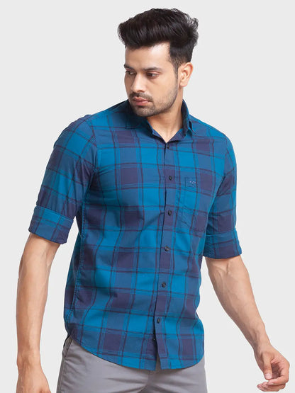 Colorplus Men Blue Checks Tailored Fit Cotton Casual Shirt